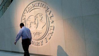 Se impuso el Fondo Monetario Internacional (FMI) Se impuso el Fondo Monetario Internacional (FMI)