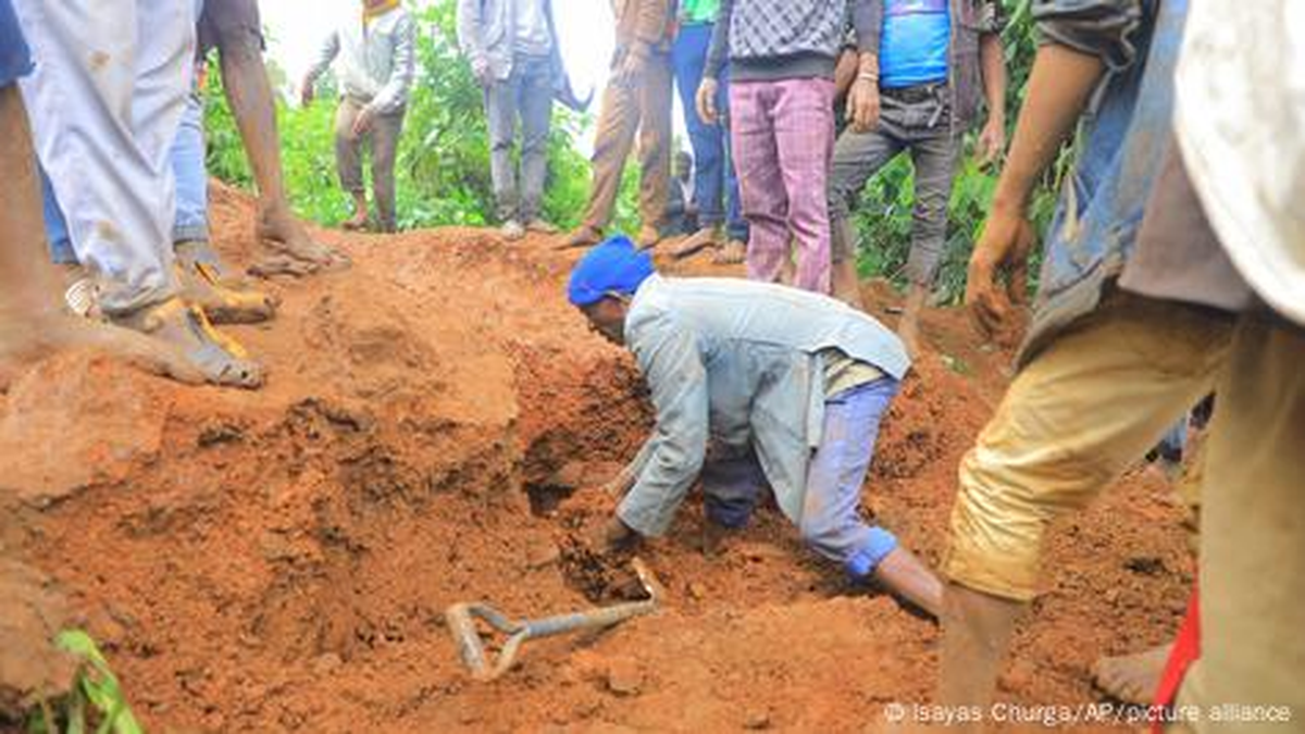 Los deslaves son habituales en la época de lluvias en Etiopía. Los deslaves son habituales en la época de lluvias en Etiopía.