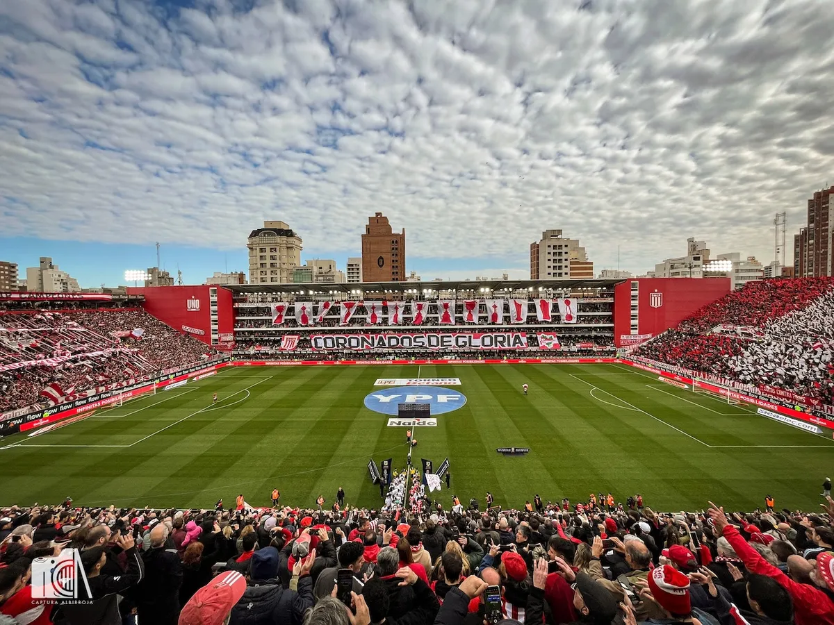 Estudiantes vs. Chiqui Tapia