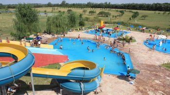 Un parque acuático poco conocido por el turismo, que vale la pena aprovechar. Un parque acuático poco conocido por el turismo, que vale la pena aprovechar.