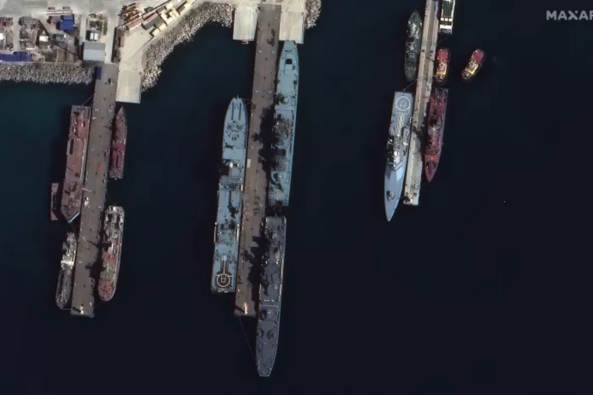 Barcos rusos en el puerto de Novorossiysk. Los buques se están alejando de Sebastopol en Crimea para evitar ataques ucranianos, según el Instituto para el Estudio de la Guerra Barcos rusos en el puerto de Novorossiysk. Los buques se están alejando de Sebastopol en Crimea para evitar ataques ucranianos, según el Instituto para el Estudio de la Guerra