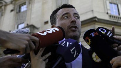 Rodrigo de Loredo se jugó por Karina Milei y ahora lo corre el reloj