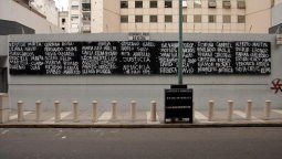 altText(15/04: Abrazo a la Amia contra el acuerdo con Irán)}