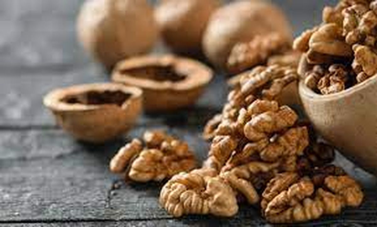 Las nueces son aliadas de la vida sexual. Las nueces son aliadas de la vida sexual.