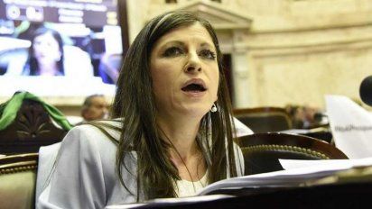 Tras la propuesta de Vallejos, la oposición quiere impedir que el Estado se quede con parte de las empresas