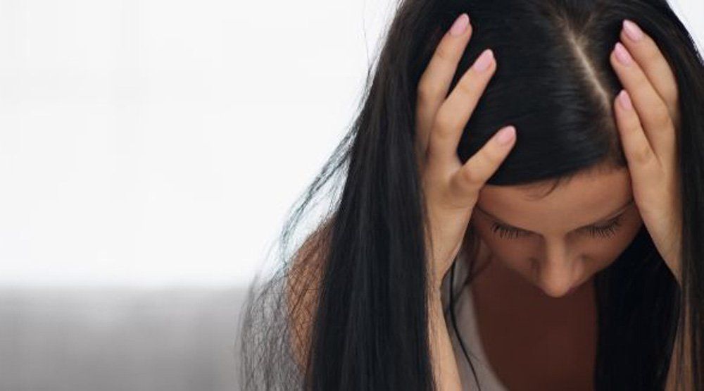 El maltrato de una persona narcisista puede socavar tu autoestima. /wradio.com.mx