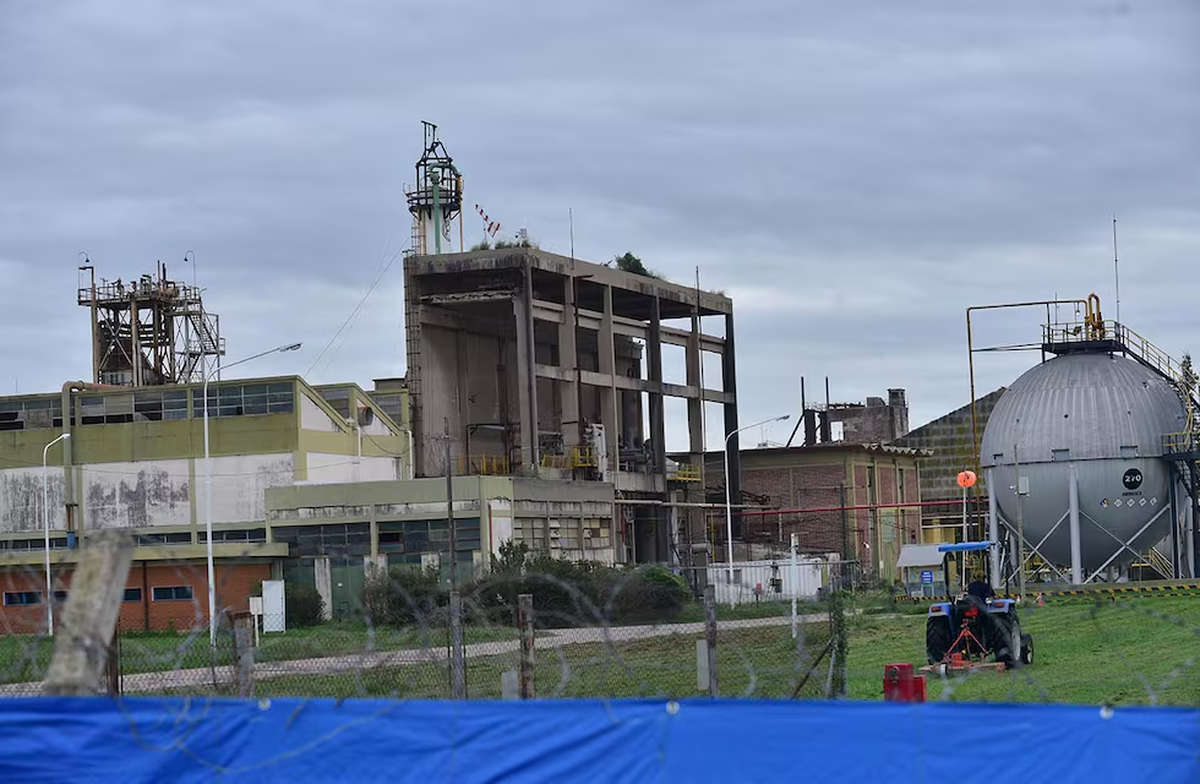 Río Tercero, Fabrica Militar, en su sector de producción química. Foto: 'La Voz', de Córdoba. Río Tercero, Fabrica Militar, en su sector de producción química. Foto: 'La Voz', de Córdoba.