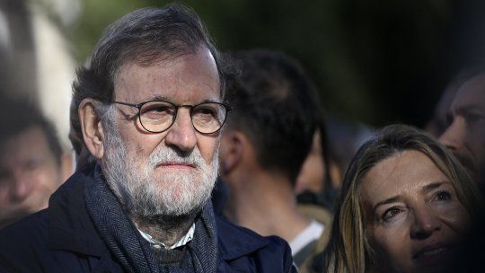 Pedro Sánchez apaga el fuego por los dichos racistas de Rajoy sobre Francia