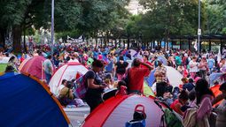 Varias organizaciones sociales están acampando en la avenida 9 de Julio.