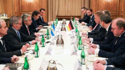 Antes de ver a Merkel, Alberto le dijo a los alemanes que 