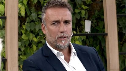 Batistuta no quiso pagar el aporte solidario y lo embargaron