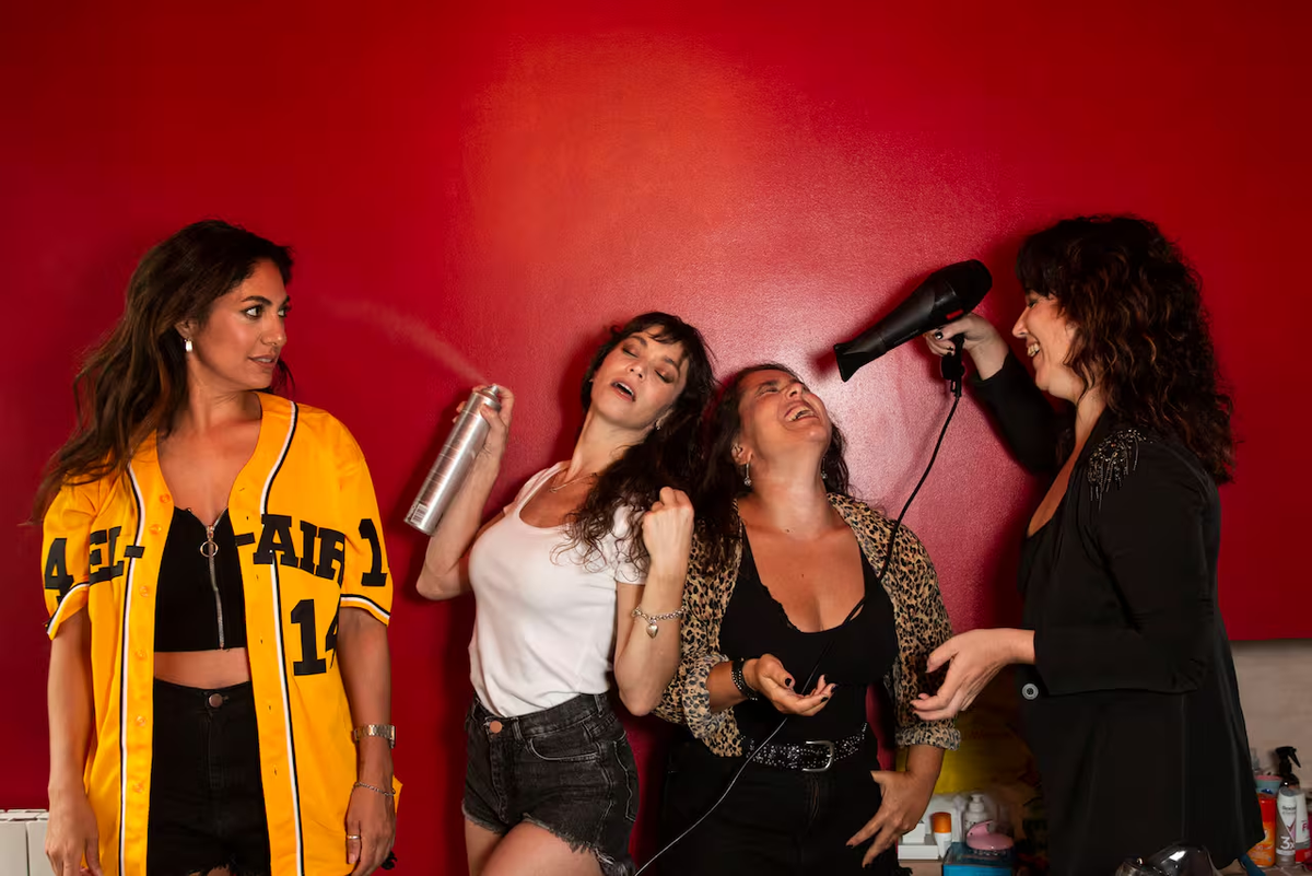 El estreno de Las Chicas de la Culpa busca refrescar el prime time de eltrece combinando humor, actualidad y espontaneidad. El estreno de Las Chicas de la Culpa busca refrescar el prime time de eltrece combinando humor, actualidad y espontaneidad.