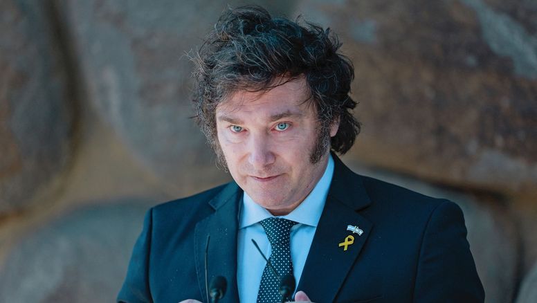 Manzanas: Piden a Milei que les 'saque el pie de la cabeza' o restrinjan el ingreso de las chilenas