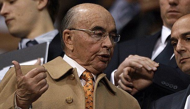 Joe Lewis, en libertad bajo fianza, sigue sumando problemas con la Justicia. Joe Lewis, en libertad bajo fianza, sigue sumando problemas con la Justicia.