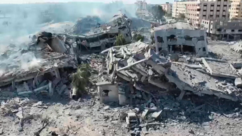 Gaza destruida por ataques israelíes. Gaza destruida por ataques israelíes.
