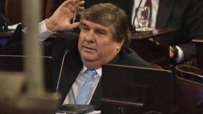 Grieta en el Senado: Massa no tiene problema en sesionar, pero Mayans sí