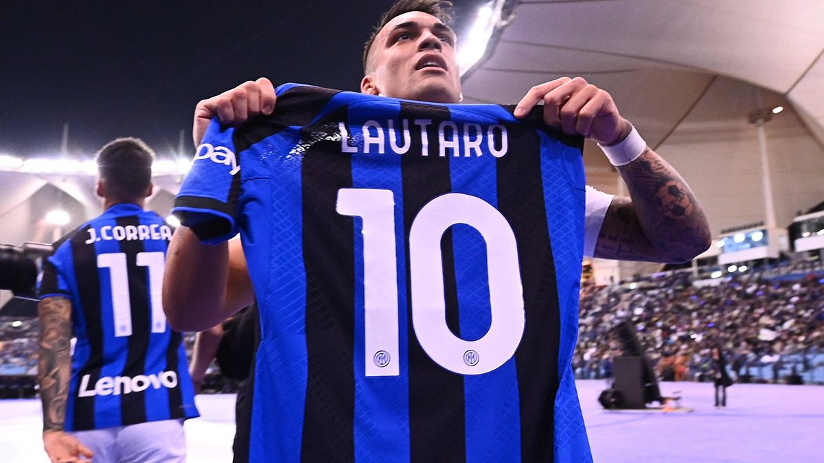 Los campeones del mundo en Qatar 2022 todavía festejan debido a que Lautaro Martínez obtuvo la Supercopa de Italia con el Inter de Milan.