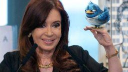 altText(55 tuits: Terapia dominical de Cristina 2013, que ya parece Menem 1999)}