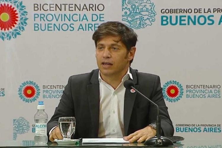 Kicillof y Larroque cruzaron a Clarín y La Nación.