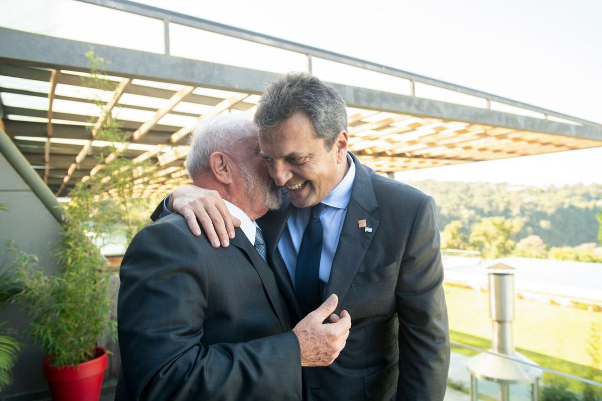 25/03/2025: Sergio Massa e Inacio Lula da Silva en el marco de la 62° Reunión del Consejo del Mercado Común y Cumbre de Jefes y Jefas de Estado del MERCOSUR y Estados Asociados, en la ciudad misionera de Puerto Iguazú.&nbsp;