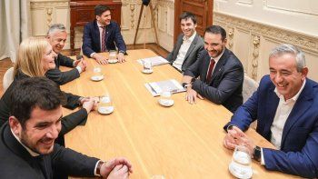 El interior se hace oír: Pullaro marca el pulso de la agenda federal con gobernadores