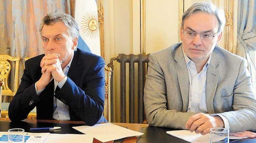 Macri no sólo no es claro con el rumbo de la Nación; tampoco lo es con los proyectos de obras públicas que pagarán en definitiva todos los contribuyentes.