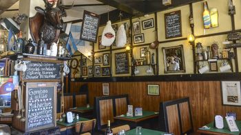 El bodegón de Buenos Aires que no podés dejar de conocer.(Foto: Clarín). El bodegón de Buenos Aires que no podés dejar de conocer.(Foto: Clarín).
