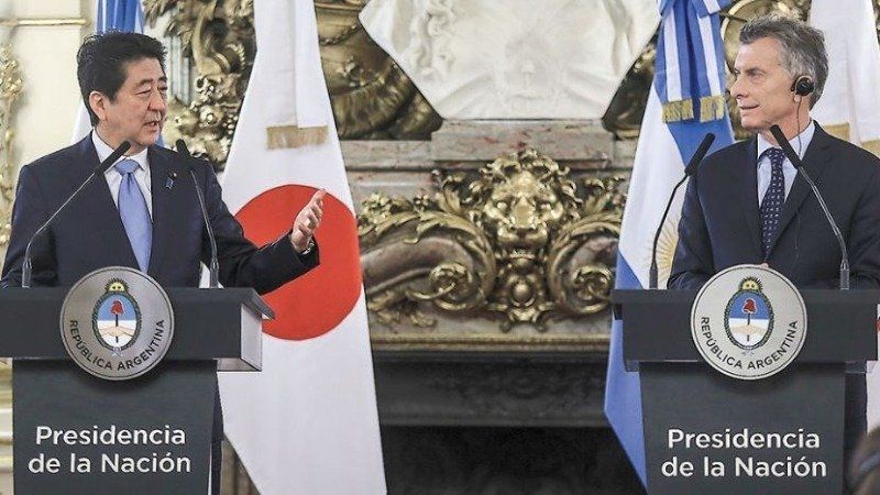 El Primer Ministro japonés junto al presidente Mauricio Macri