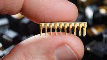 Apple necesita cortar su dependencia de China y Taiwan. Apple necesita cortar su dependencia de China y Taiwan.