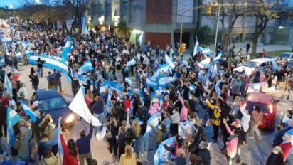 Video: multitudinaria marcha en contra de la intervención estatal de Vicentín