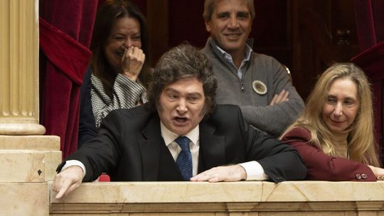 Hugo Passalacqua vs. Carlos Rovira pone en aprietos a Javier Milei