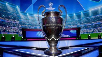 Este viernes se realizará el sorteo de 16vos y 8vos de final de Champions League. Este viernes se realizará el sorteo de 16vos y 8vos de final de Champions League.