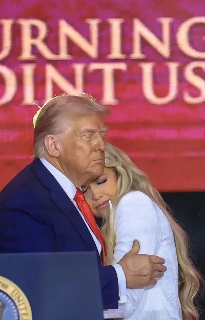 Despiadadas críticas del MAGA de USA a la viuda de Charlie Kirk en duelo