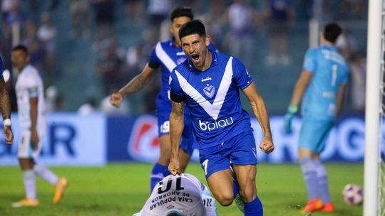 José Florentín Bobadilla, uno de los ex Vélez acusados José Florentín Bobadilla, uno de los ex Vélez acusados