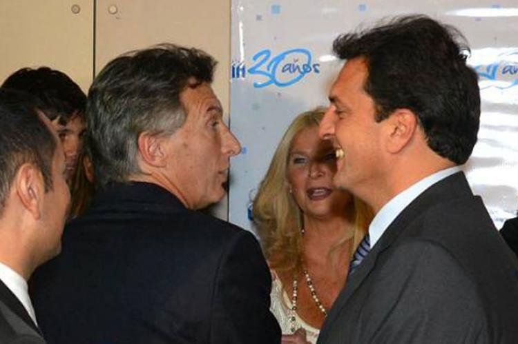 Macri y Massa en un cena benéfica (Foto archivo Perfil).