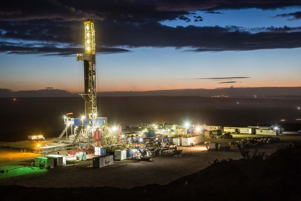 Gracias a Vaca Muerta, la producción de petróleo y gas fue récord en 2024.