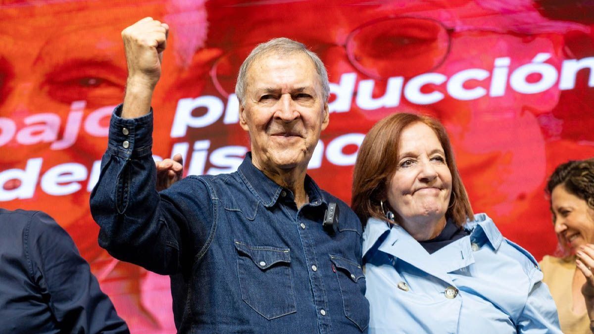 Juan Schiaretti vuelve al Congreso. Juan Schiaretti vuelve al Congreso. 