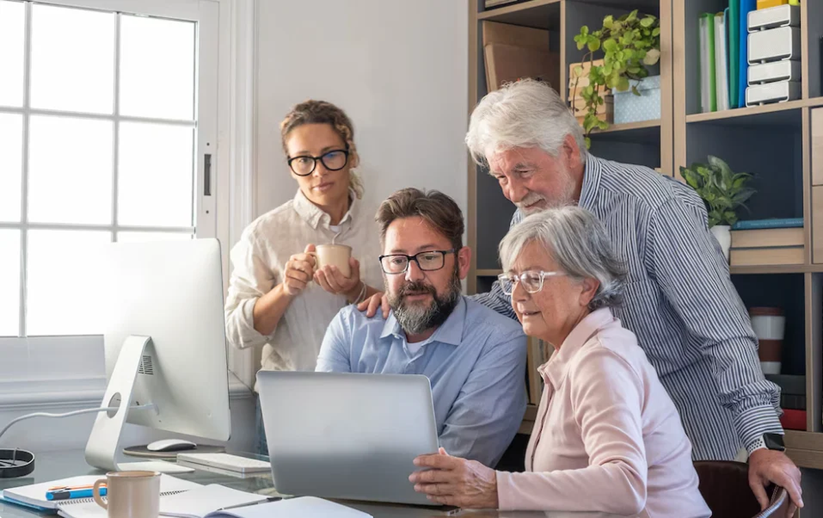 La Generación Silver está compuesta por mayores de 55 años sintonizados a full con el trabajo.