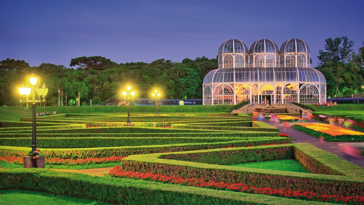 JetSmart ahora vuela a la sostenible Curitiba, una ciudad que vale la pena conocer. JetSmart ahora vuela a la sostenible Curitiba, una ciudad que vale la pena conocer.