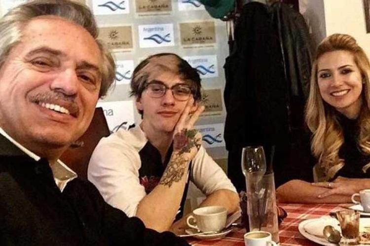 alberto fernandez familia.jpg