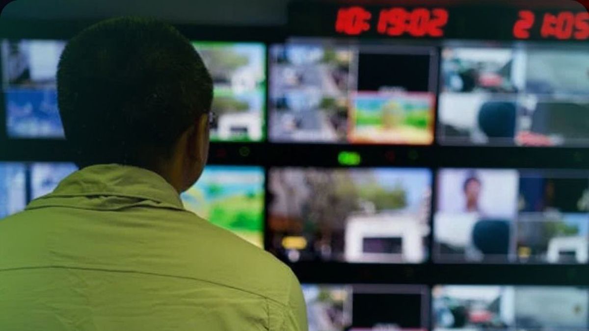 La Videovigilancia urbana se transformó en una herramienta fundamental para solucionar episodios delictivos pero no aporta soluciones para mejorar la seguridad. La Videovigilancia urbana se transformó en una herramienta fundamental para solucionar episodios delictivos pero no aporta soluciones para mejorar la seguridad.