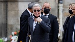 altText(Eutanasia: La droga para el suicidio asistido de Alain Delon)}