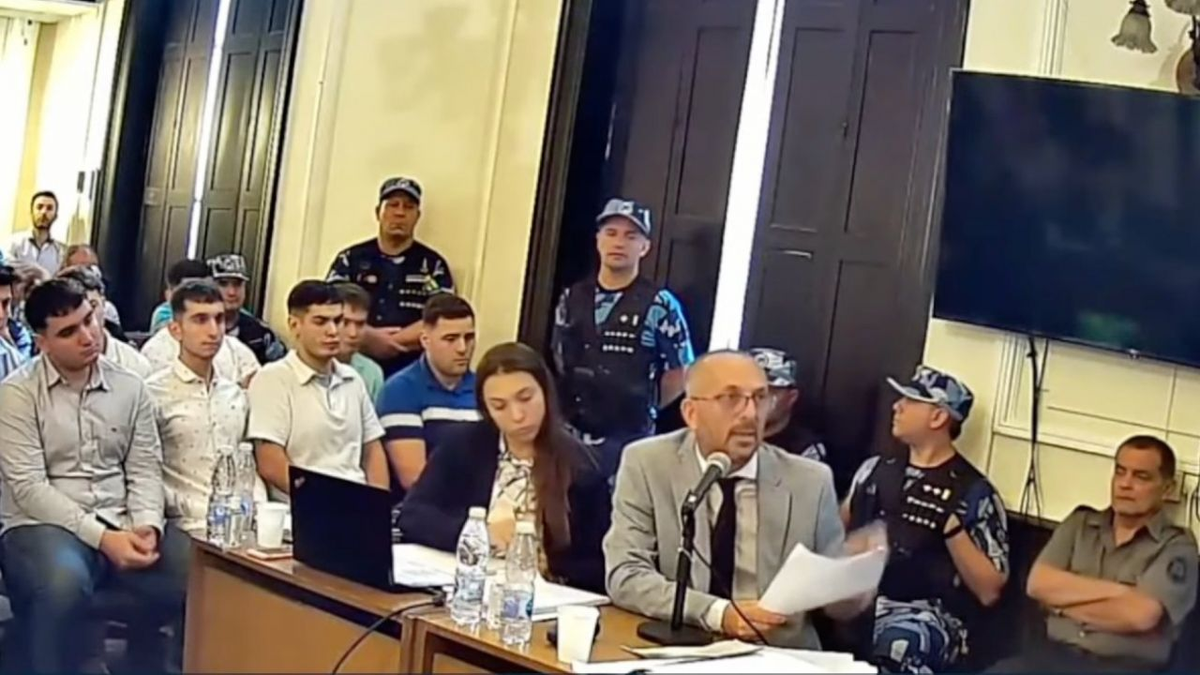 Según Natansohn, para el abogado defensor, Hugo Tomei, "basta con el fracaso de la acusación en probar los extremos que alega".