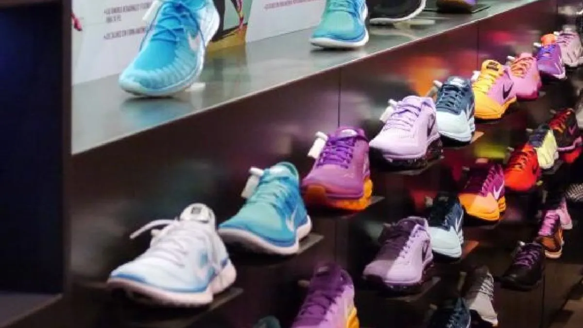 El outlet que vende zapatillas al mejor precio.