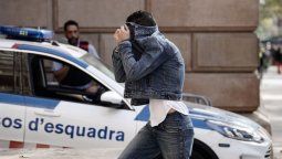 altText(A la cárcel por 'fake news': España sentenció a un agente de la Guardia Civil)}