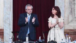 altText(Cachetazo: La previa y el discurso de Alberto F. quedaron en manos del Grupo Clarín)}