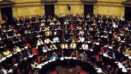 altText(La oposición debate proyecto de acceso a la información pública)}