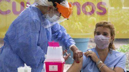 CABA abre la inscripción para vacunar a mayores de 65 años
