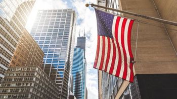 La Oficina de Aduanas y Fronteras de USA planea exigir datos de plataformas digitales a turistas