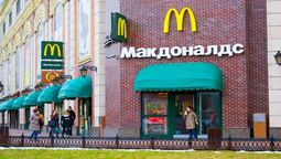 altText(McDonald's se fue, Renault por 1 rublo y ofensiva de Ucrania)}